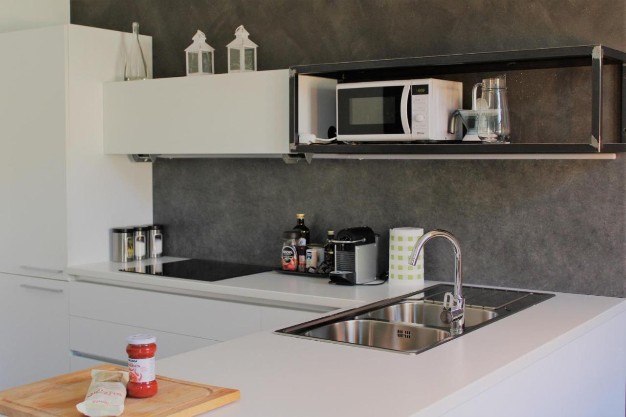 Palazzo Della Torre Elegant Apartment In โกโม ภายนอก รูปภาพ