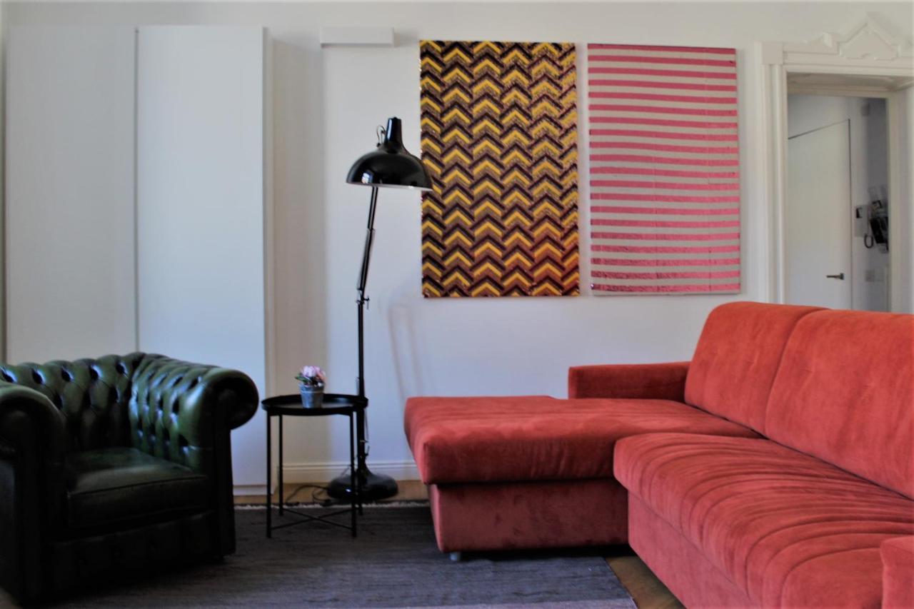Palazzo Della Torre Elegant Apartment In โกโม ภายนอก รูปภาพ