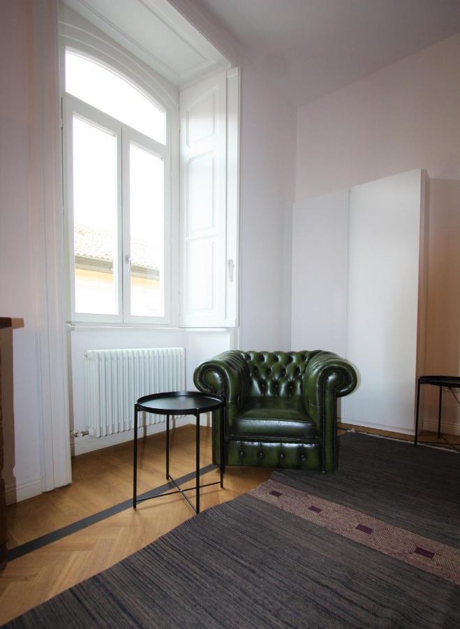 Palazzo Della Torre Elegant Apartment In โกโม ภายนอก รูปภาพ